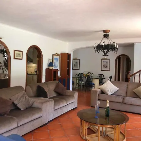 5 Bedroom Private Tenazinha Iii, Pool, Garden, Bbq Вилла Албуфейра